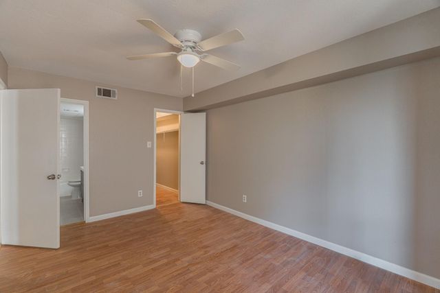 4635 Wild Indigo Street 505, Houston, TX 77027