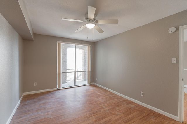 4635 Wild Indigo Street 505, Houston, TX 77027
