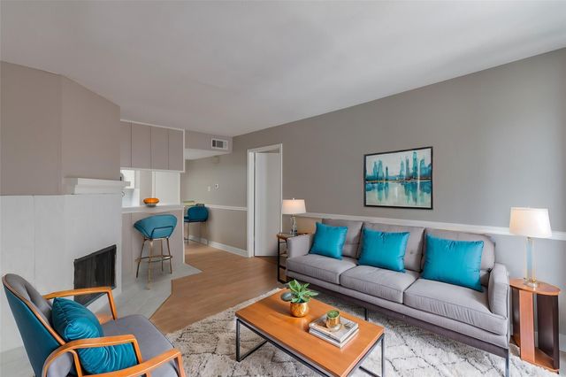 4635 Wild Indigo Street 505, Houston, TX 77027