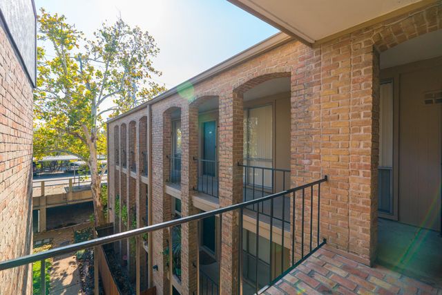 4635 Wild Indigo Street 505, Houston, TX 77027