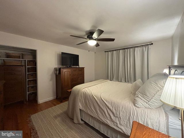 3804 BONNYVIEW RD, Harrisburg, PA 17109