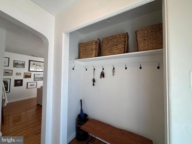 3804 BONNYVIEW RD, Harrisburg, PA 17109