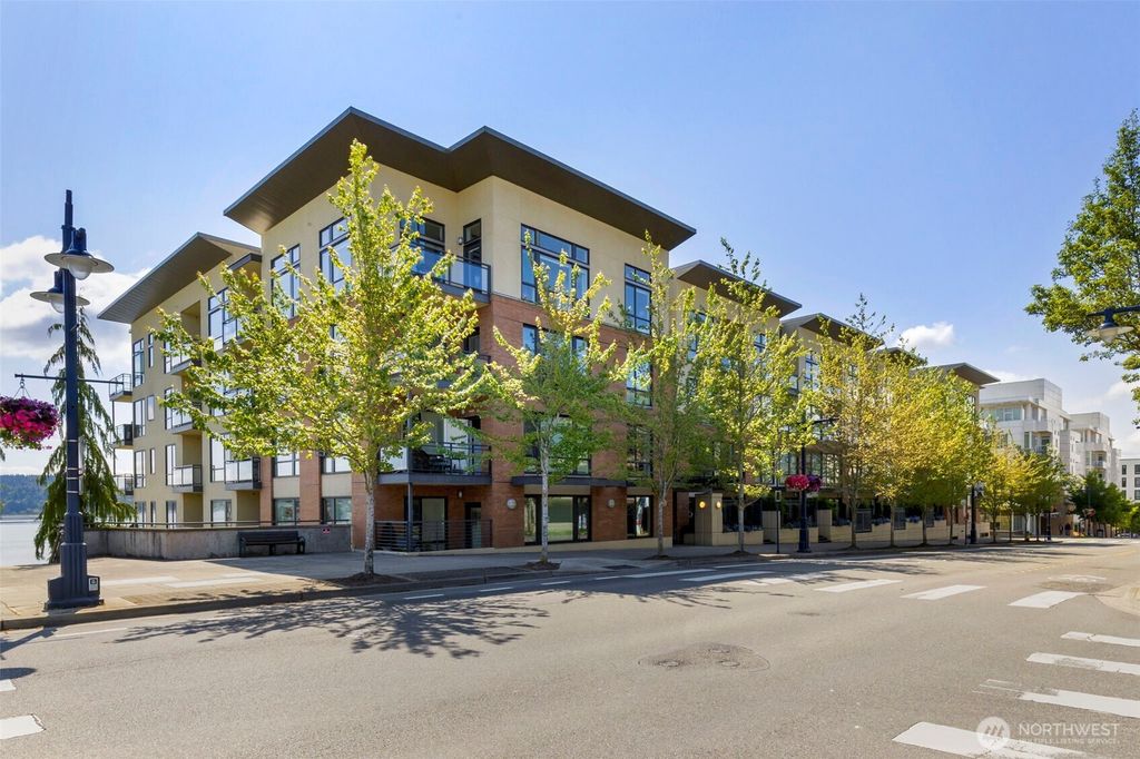 400 Washington Avenue #103, Bremerton, WA 98337
