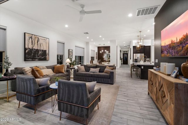 21514 N 58TH Street, Phoenix, AZ 85054