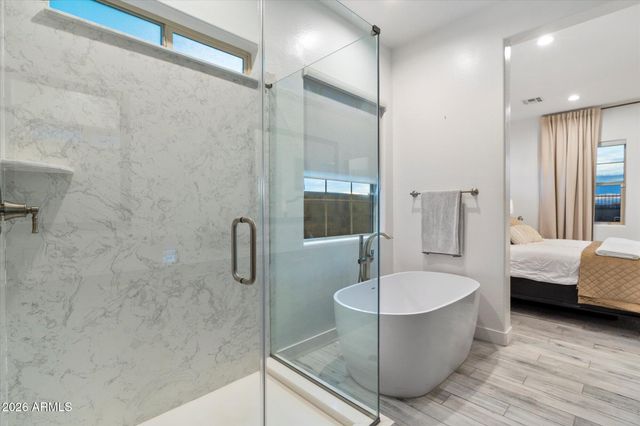 21514 N 58TH Street, Phoenix, AZ 85054