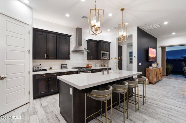 21514 N 58TH Street, Phoenix, AZ 85054