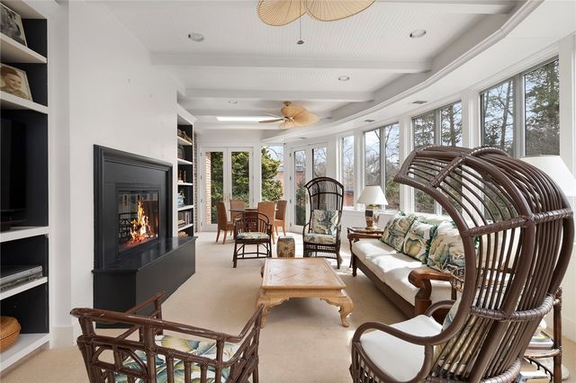 25 Linden Drive, Providence, RI 02906