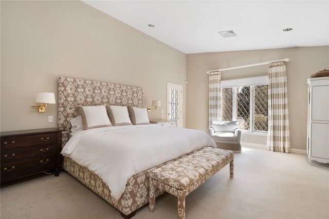 25 Linden Drive, Providence, RI 02906