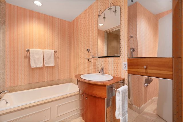 25 Linden Drive, Providence, RI 02906