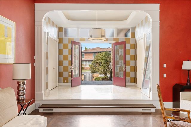 25 Linden Drive, Providence, RI 02906