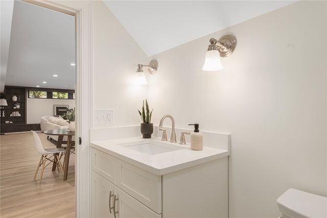 25 Linden Drive, Providence, RI 02906