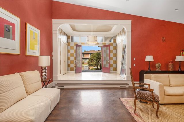 25 Linden Drive, Providence, RI 02906