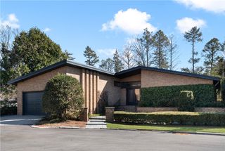 25 Linden Drive, Providence, RI 02906