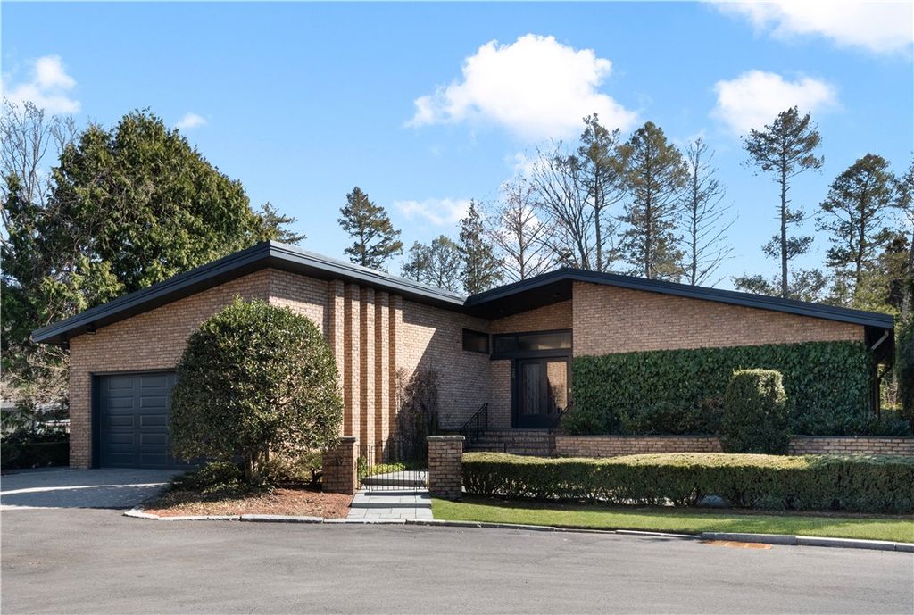 25 Linden Drive, Providence, RI 02906