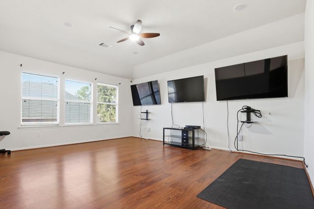 30615 Winlock Trails Dr, Spring, TX 77386