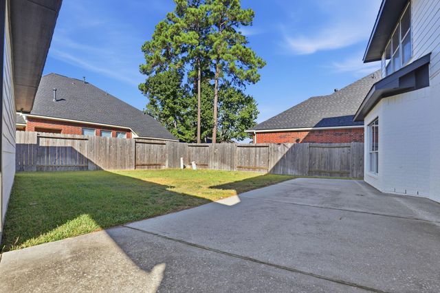 30615 Winlock Trails Dr, Spring, TX 77386