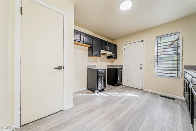 569 E 101st Street, Cleveland, OH 44108