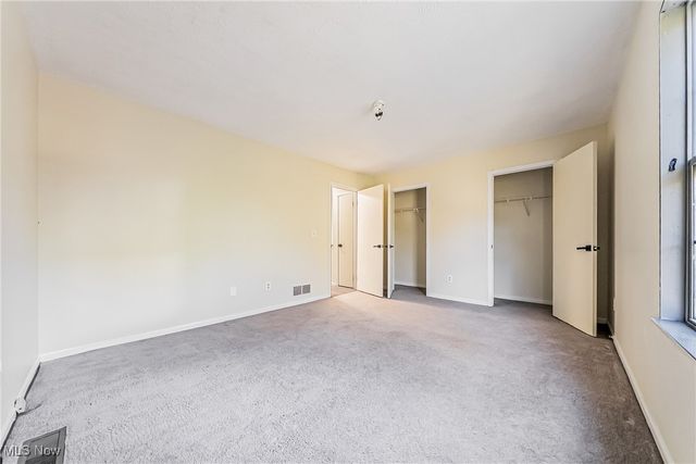 569 E 101st Street, Cleveland, OH 44108