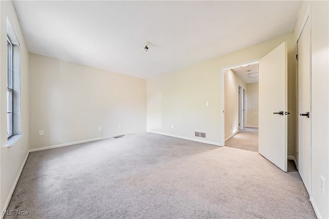 569 E 101st Street, Cleveland, OH 44108