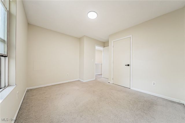 569 E 101st Street, Cleveland, OH 44108