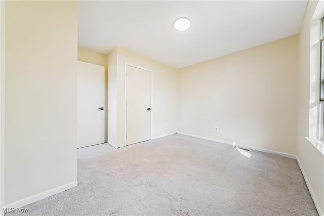 569 E 101st Street, Cleveland, OH 44108