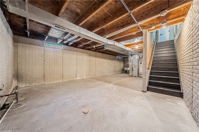 569 E 101st Street, Cleveland, OH 44108