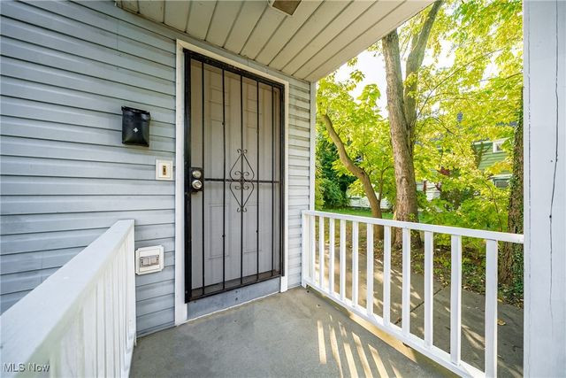 569 E 101st Street, Cleveland, OH 44108