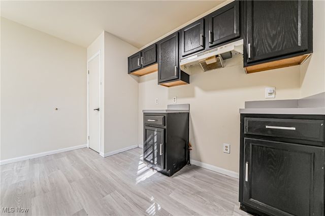 569 E 101st Street, Cleveland, OH 44108