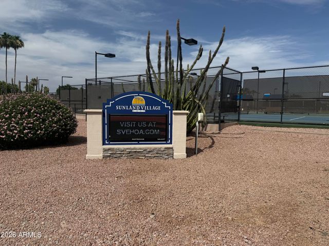 2064 S FARNSWORTH Drive 76, Mesa, AZ 85209