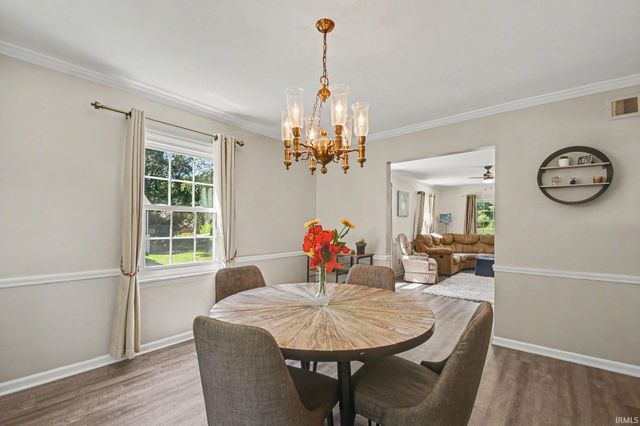 21462 Ravenna Drive, South Bend, IN 46628