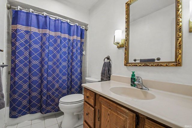 21462 Ravenna Drive, South Bend, IN 46628