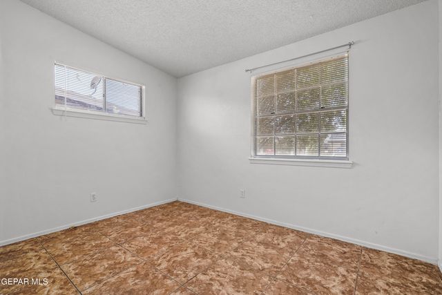 10648 BIRTHSTONE Drive, El Paso, TX 79935