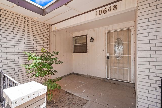 10648 BIRTHSTONE Drive, El Paso, TX 79935