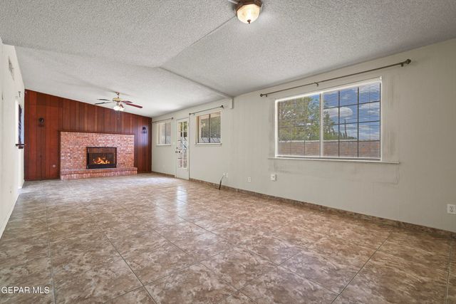 10648 BIRTHSTONE Drive, El Paso, TX 79935
