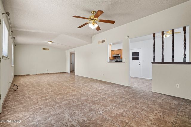 10648 BIRTHSTONE Drive, El Paso, TX 79935