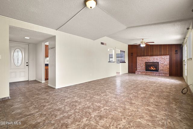 10648 BIRTHSTONE Drive, El Paso, TX 79935
