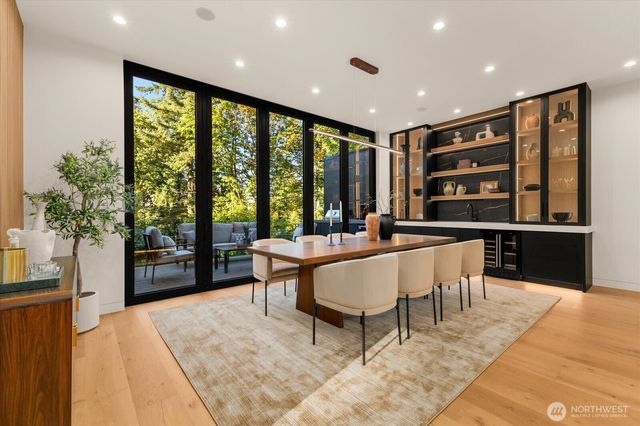16127 SE 44th Way, Bellevue, WA 98006
