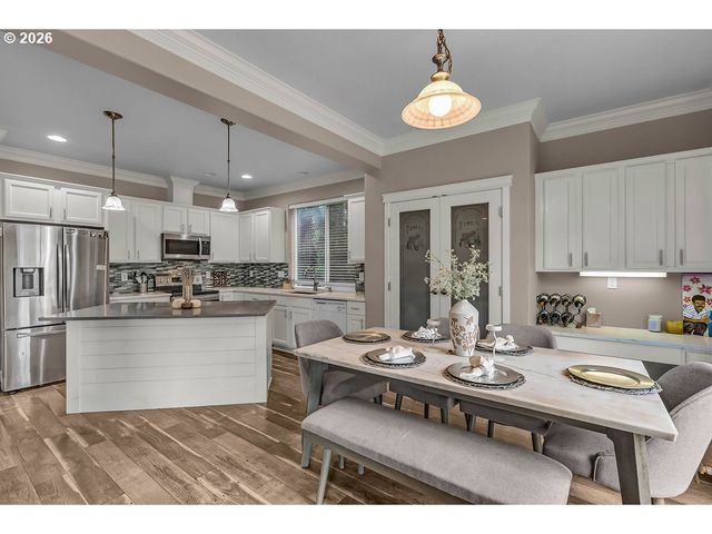 1422 Sw BELLA Ter, Beaverton, OR 97003
