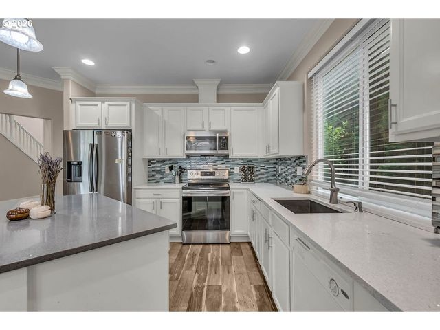 1422 Sw BELLA Ter, Beaverton, OR 97003