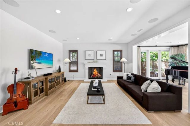 109 Andirons, Irvine, CA 92602