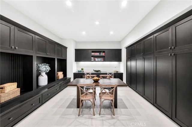 109 Andirons, Irvine, CA 92602