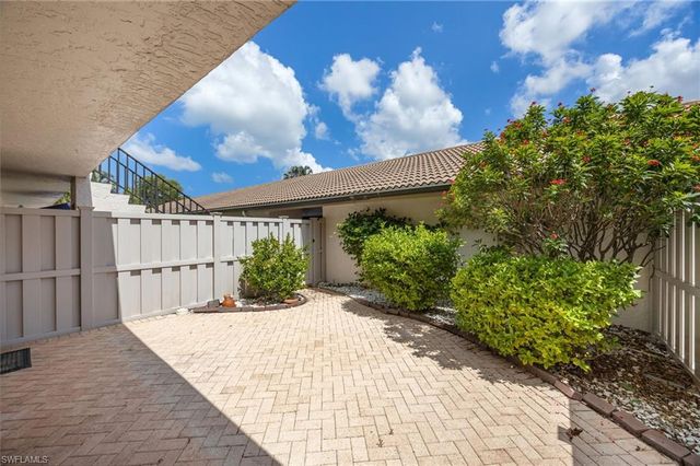 3350 10th ST N 1104, Naples, FL 34103