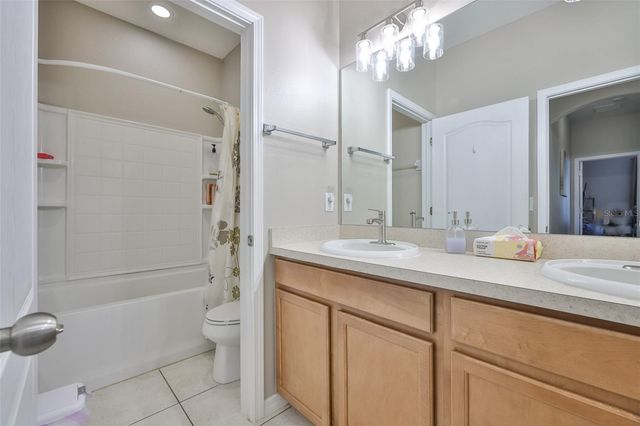 507 POWDER VIEW DRIVE, Ruskin, FL 33570