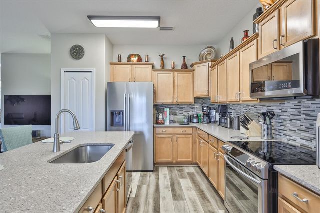 507 POWDER VIEW DRIVE, Ruskin, FL 33570