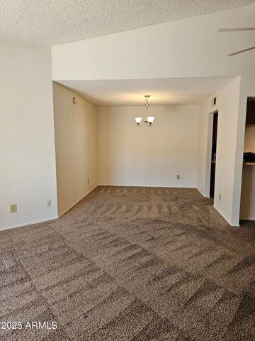 4631 E BOHL Street, Phoenix, AZ 85044