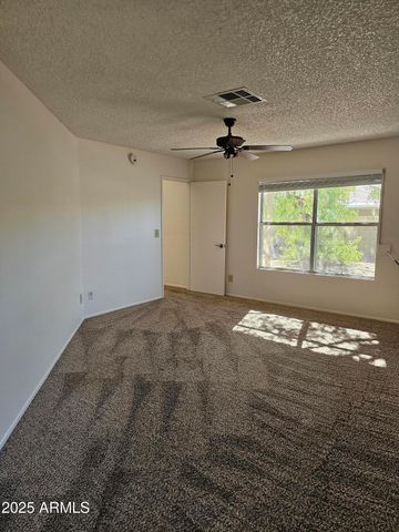 4631 E BOHL Street, Phoenix, AZ 85044