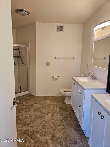 4631 E BOHL Street, Phoenix, AZ 85044