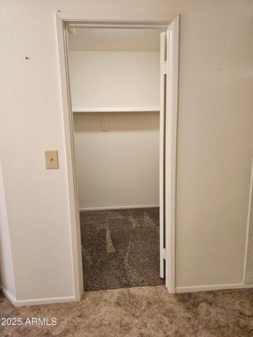 4631 E BOHL Street, Phoenix, AZ 85044