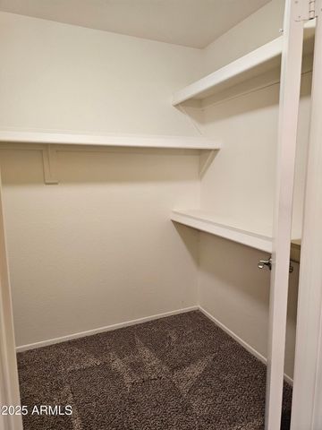 4631 E BOHL Street, Phoenix, AZ 85044