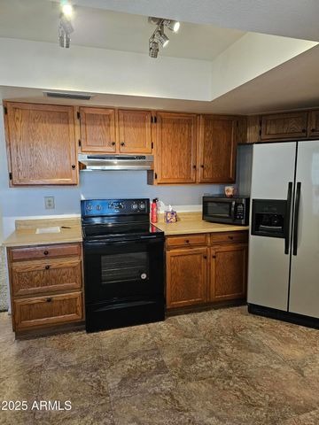 4631 E BOHL Street, Phoenix, AZ 85044